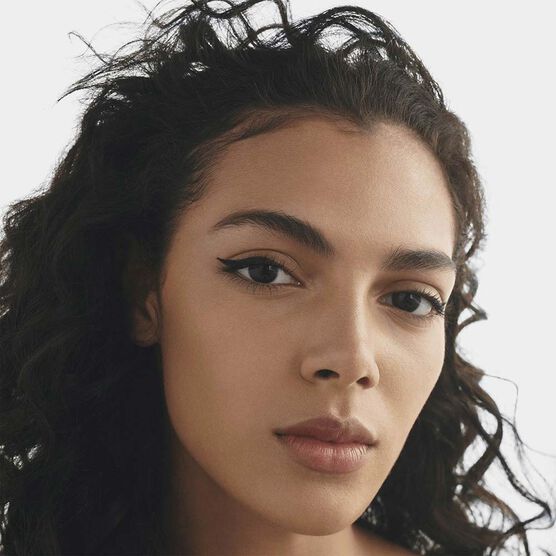 STUDIO FIX FLUID BASE NC20